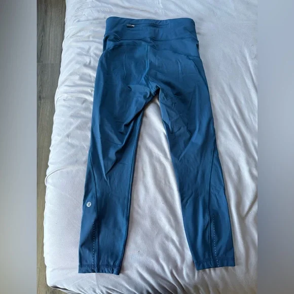 Lululemon Break Free Leggings 23” - Picture 2 of 5